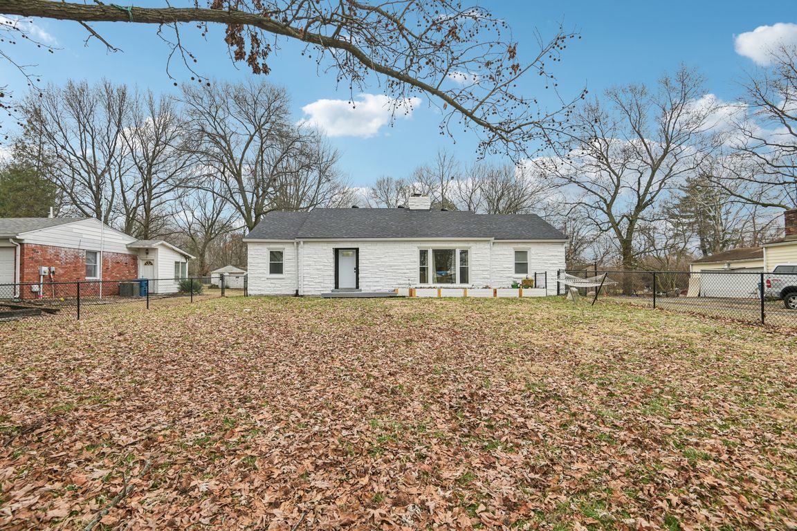 Delbrick Ln-S0701-001.jpg