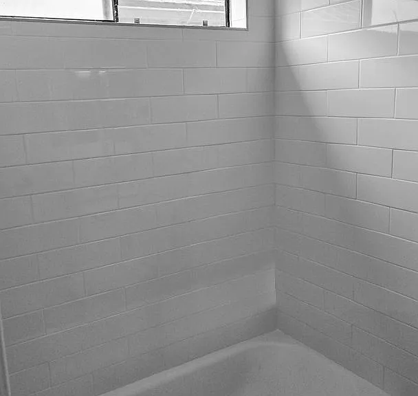 3910 E 11th St — Photo 24