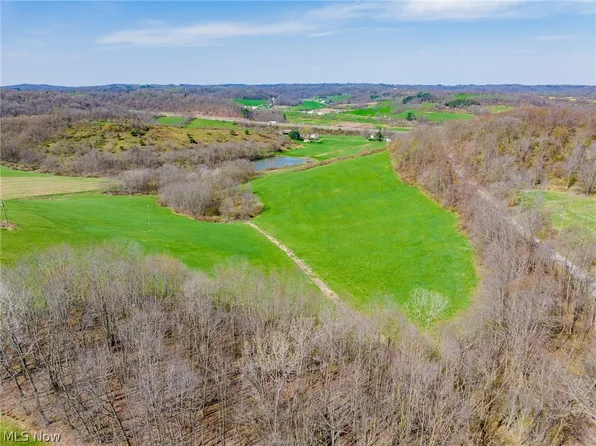 Rice Rd SW, New Philadelphia, OH 44663