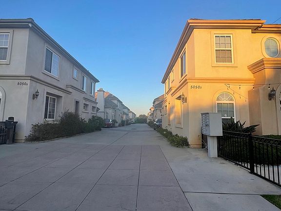 3rd image of 5050 Sereno Dr Unit B