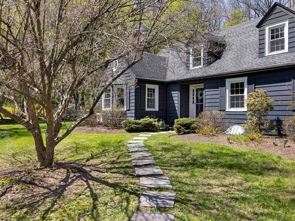 3438 Main St, Stone Ridge, NY 12484