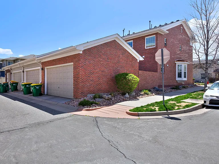 3833 W 118th Pl — Photo 22