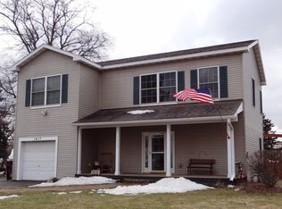 1417 Channel Beach Ave, Johnsburg, IL 60051