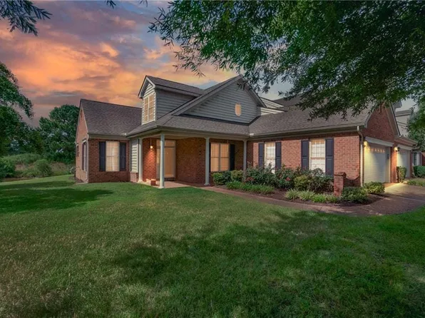 1417 Eagle Pointe Way, Chesapeake, VA 23322