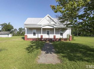 71 Moses Tripp Ln, Dunn, NC 28334