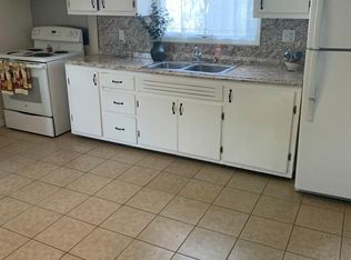 818 Main St, Peckville, PA 18452