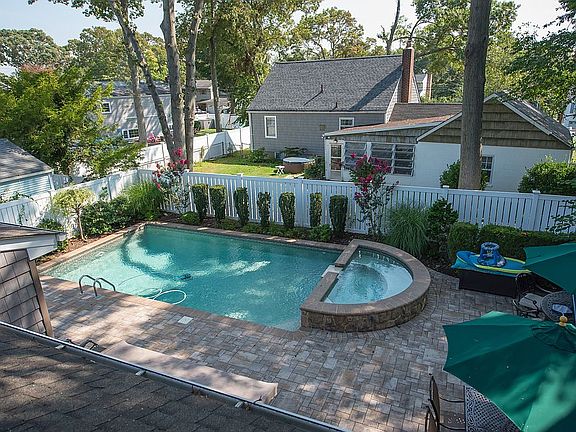  View from 2nd floor bedroom