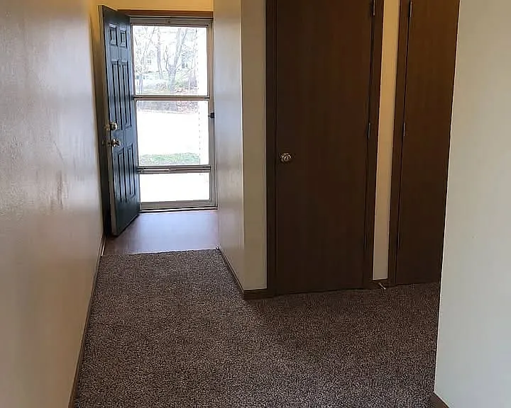 3125 S Cedar Crest Ct — Photo 3