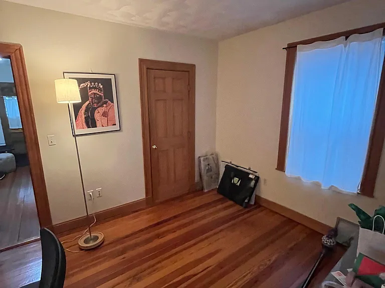 41 Montfern Ave — Photo 6