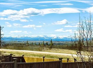13 E Tuscany Ridge Mews NW, Calgary, AB T3L3B7