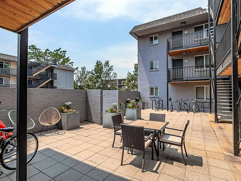 Pearl Apartments — Photo 25