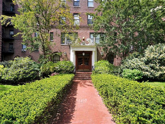 2nd image of 83-80 118th Street #4N