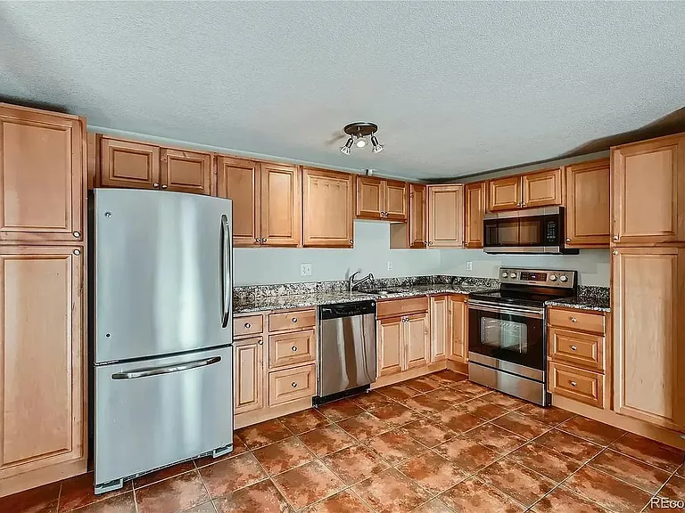 6914 W 48th Ave — Photo 4