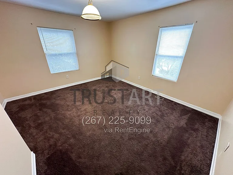 6908 Old York Rd — Photo 19