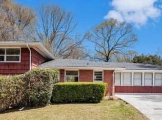 845 Valley Brook Rd, Decatur, GA 30033