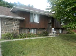 305 Oak Blvd, Huxley, IA 50124