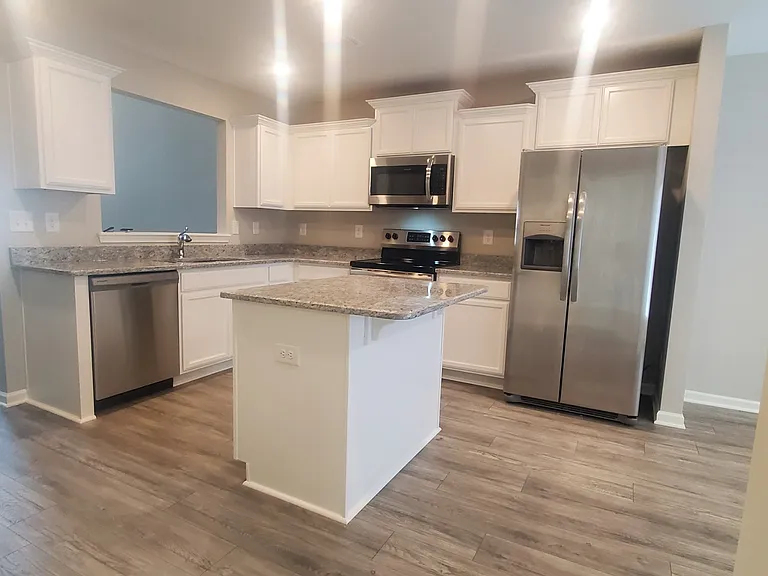 421 Tristan Way — Photo 4