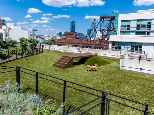 4-75 48th Avenue image 47 of 52