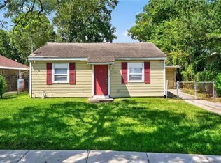 4522 Montegut Dr, New Orleans, LA 70126