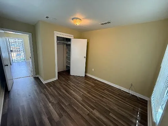 3 bed, 1.5 bath, 1200 sqft, $1,800 — Photo 2