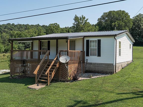 4th image of 6418 Highway 17 N