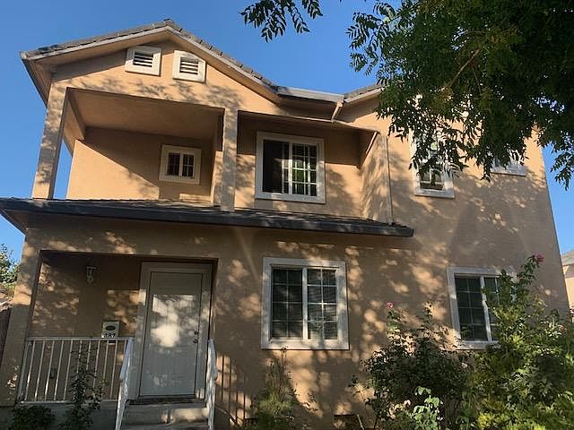 1st image of 487 Avalani Ave