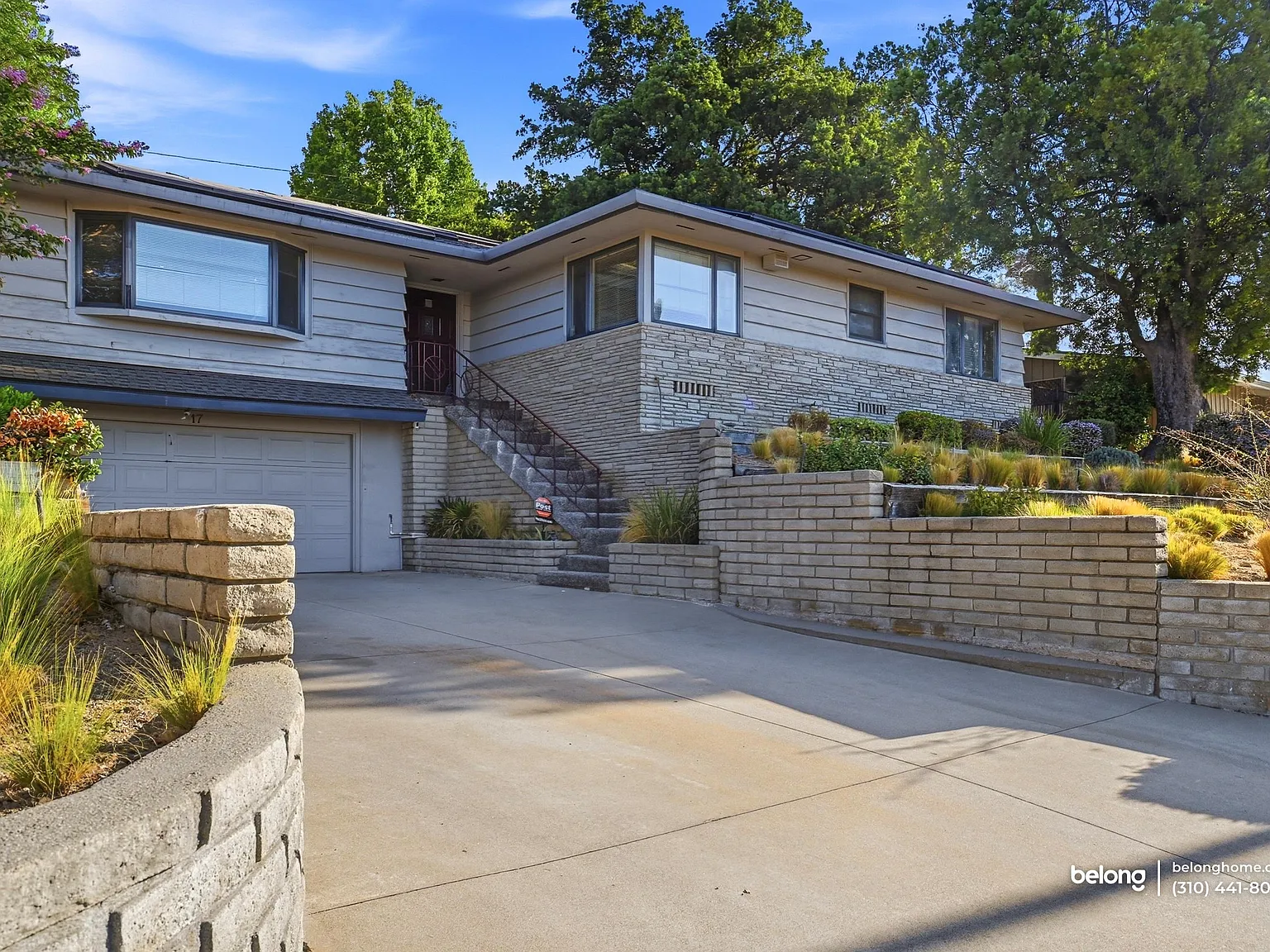3 bed, 3.0 bath, 2466 sqft, $5,675 — Photo 3