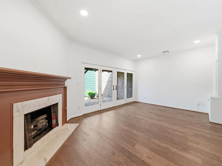 8614 Oakford Dr — Photo 16