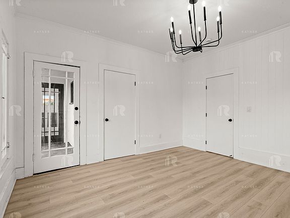 3rd image of 2028-2032 E 3rd St #2028-1/2