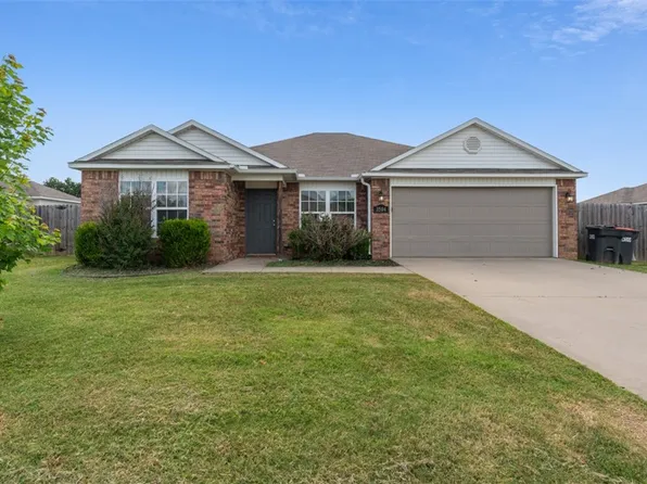 3504 Justice Dr, Bethel Heights, AR 72764
