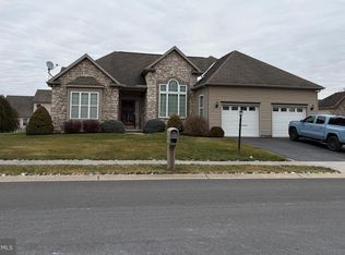 153 Laura Ln, Gettysburg, PA 17325