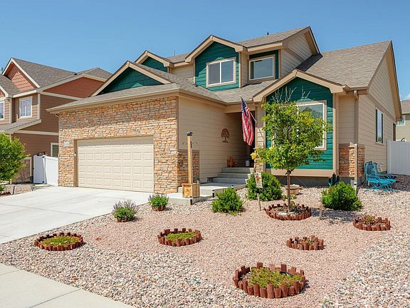 2nd image of 2584 Grizzly Pl