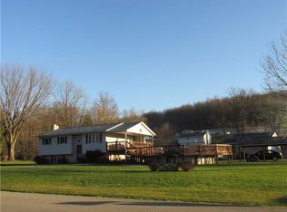 216 Shenandoah Rd, Connellsville, PA 15425