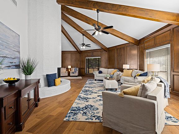 3rd image of 1201 Montclair St