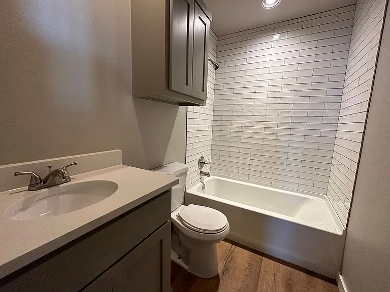 5008 N Asbury Ave — Photo 11