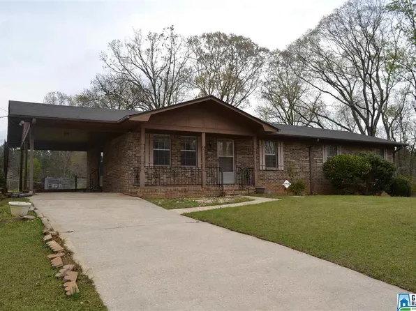 120 Windsor Cir NE, Graysville, AL 35073