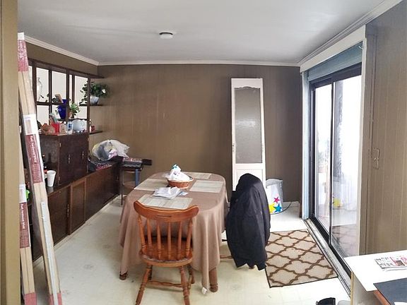 4th image of 4 Lakeview Dr