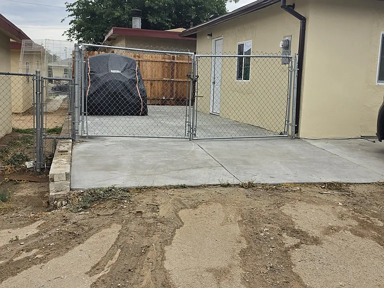 16746 Merrill St #B — Photo 37