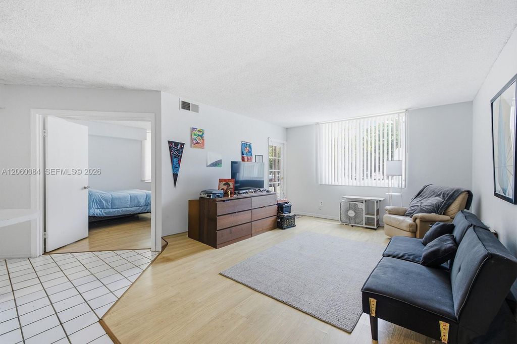 4045 W McNab Rd APT G110, photo 4
