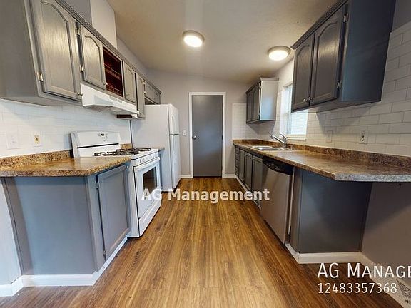 2nd image of 354 4th Ave