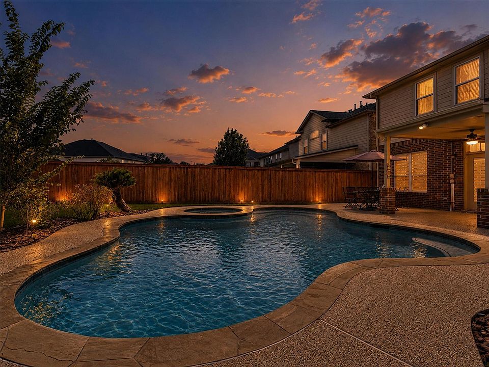 1st image of 19003 Greenleaf Ridge Ct