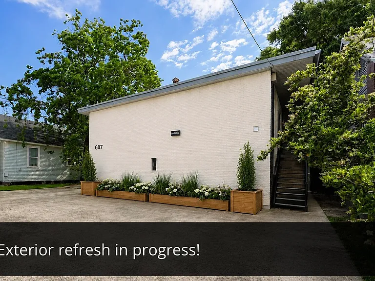 670 N 8th St #3 — Photo 9
