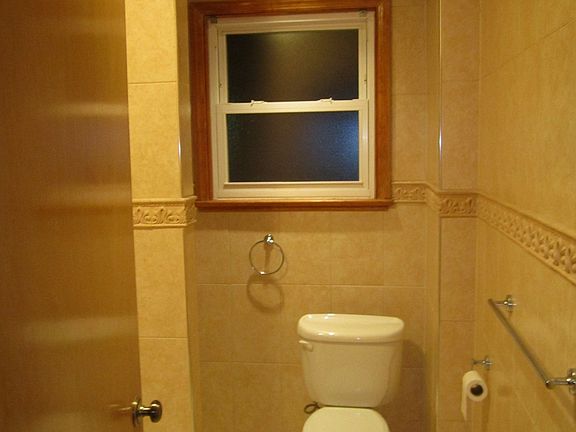 1st floor bathroom