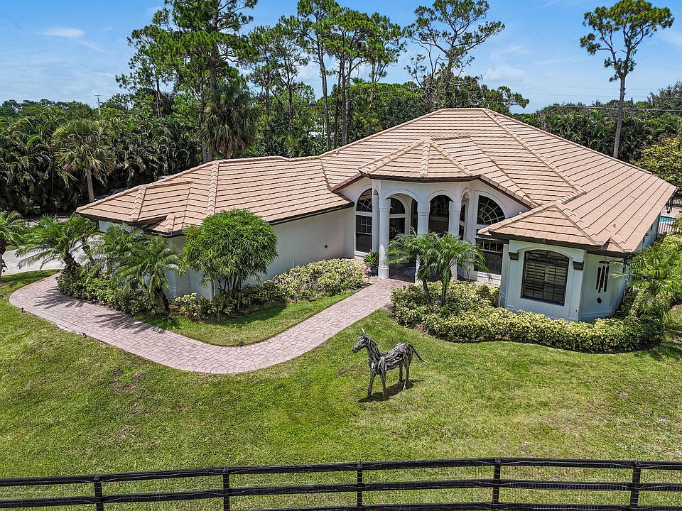 1st image of 3251 SW Holly Lane