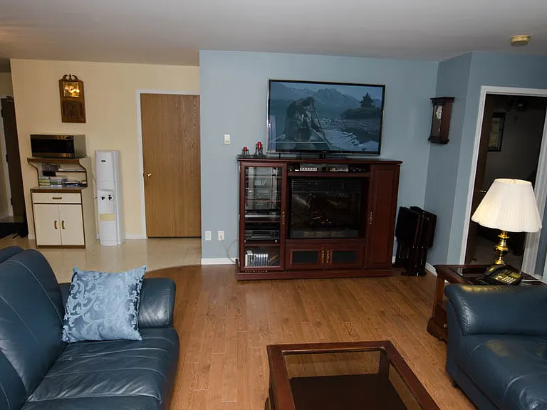 236 Margaret Ave — Photo 11