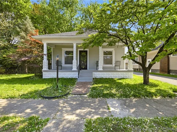 316 W Harrison Avenue, Clarksville, IN 47129