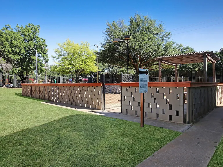 Athena Apartments — Photo 12