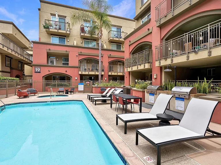 Gema San Diego Townhomes — Photo 10