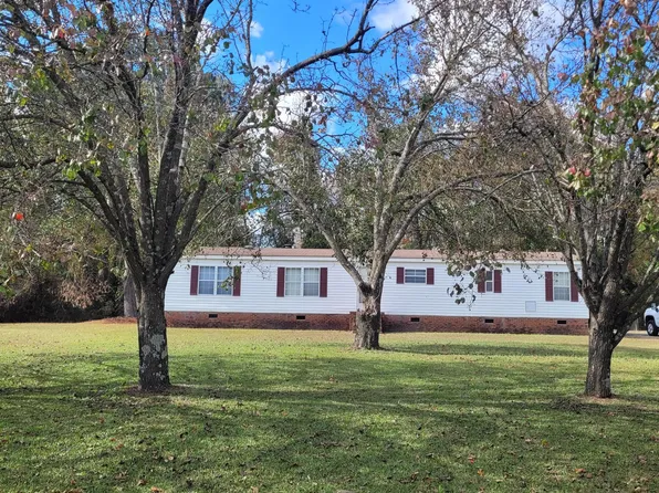 105 Eagle Ridge Dr., Dudley, NC 28333