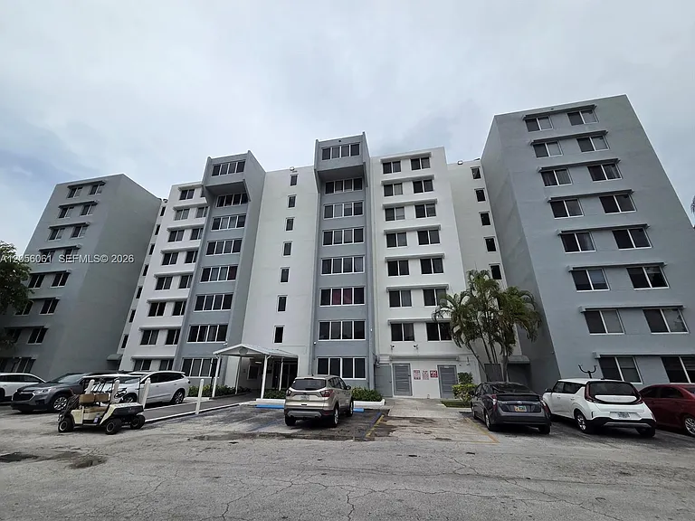 9001 SW 77th Ave #C509 — Photo 22